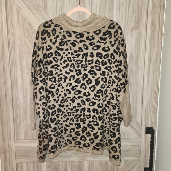 Leopard Print Cowl Neck poncho style Sweater - Picture 2 of 6
